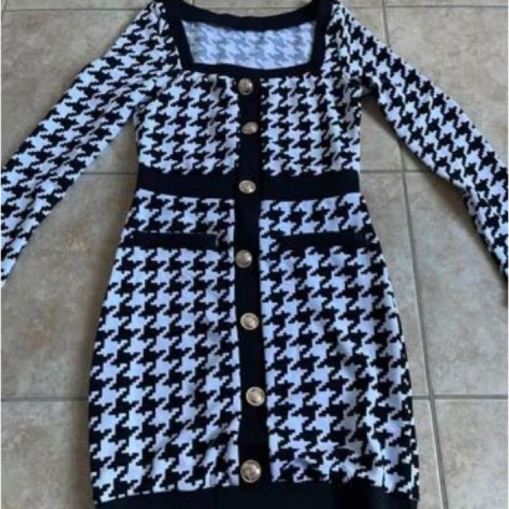 Cute black and white dress